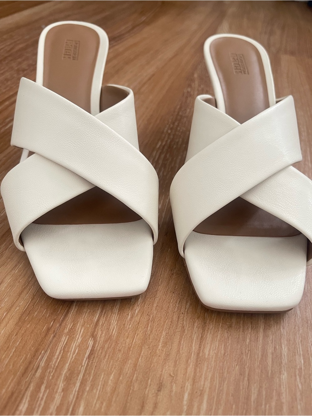 Women's Crisscross Cream Slide Sandals